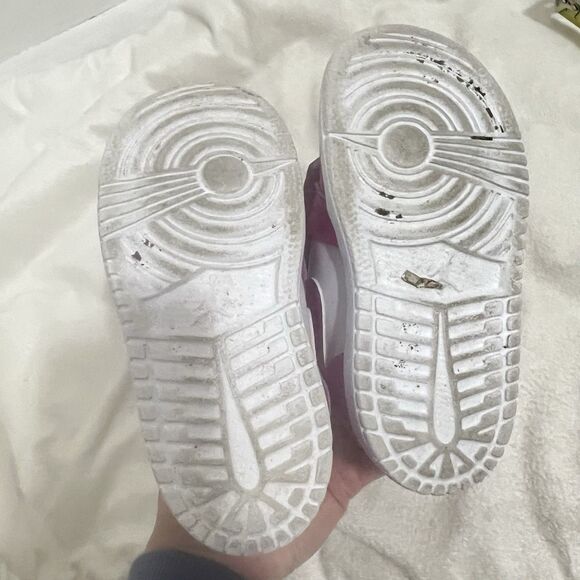 Nike Air Jordan 1 Low ALT Fire Pink White TD Sneaker Shoes Size 8C FN7398-600 - Picture 5 of 9